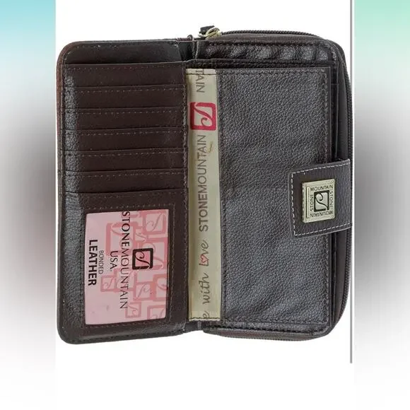 Stone Mountain Large Pebble Leather Brown Zip Around Wallet Phone Wristlet - Picture 2 of 3
